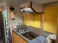 ପାଟ୍ରୋଲ୍ ନୌକା ବିକ୍ରୟ ପାଇଁ