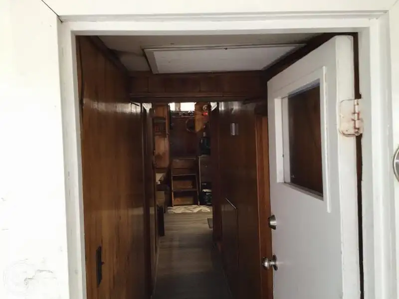 ଟ୍ରଲର ବିକ୍ରୟ ପାଇଁ