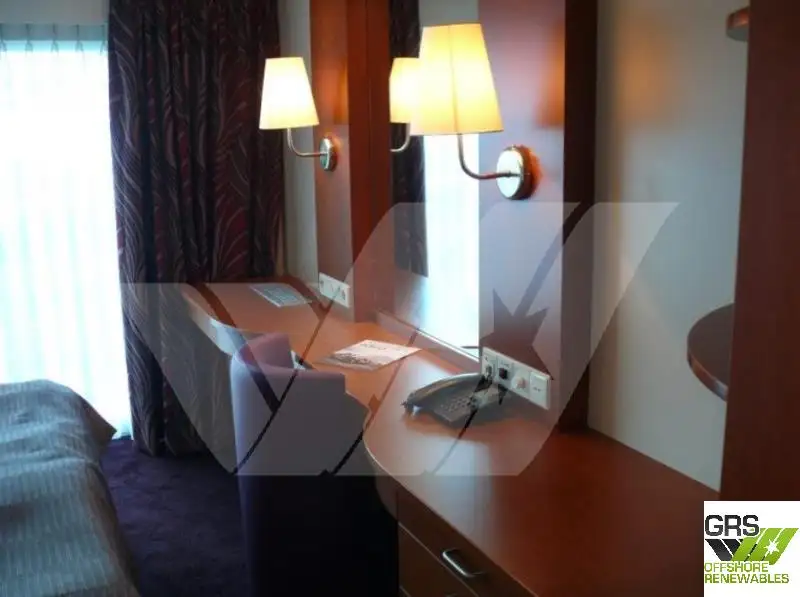 କ୍ରୁଜ୍ ଜାହାଜ ବିକ୍ରୟ ପାଇଁ