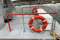 କ୍ରୁ ବୋଟ୍ ବିକ୍ରୟ ପାଇଁ