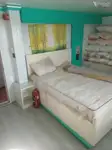 କ୍ରୁଜ୍ ଜାହାଜ ବିକ୍ରୟ ପାଇଁ