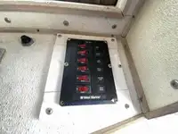 କ୍ରୁଜ୍ ଜାହାଜ ବିକ୍ରୟ ପାଇଁ