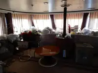 କ୍ରୁଜ୍ ଜାହାଜ ବିକ୍ରୟ ପାଇଁ