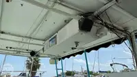 କ୍ରୁଜ୍ ଜାହାଜ ବିକ୍ରୟ ପାଇଁ