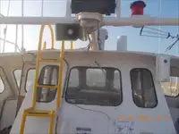 କ୍ରୁ ବୋଟ୍ ବିକ୍ରୟ ପାଇଁ
