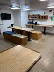 ସପ୍ଲାୟ ଜାହାଜ ବିକ୍ରୟ ପାଇଁ