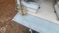 କ୍ରୁଜ୍ ଜାହାଜ ବିକ୍ରୟ ପାଇଁ