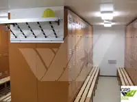 କଣ୍ଟେନର ଜାହାଜ ବିକ୍ରୟ ପାଇଁ